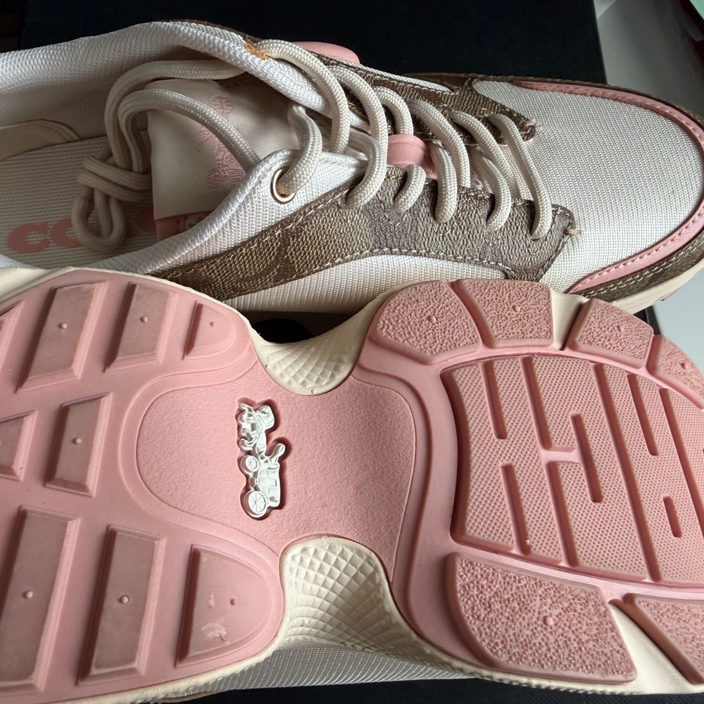Coach C275 SIG TECH Runner Pink and Khaki Athletic Shoes - Picture 11 of 12